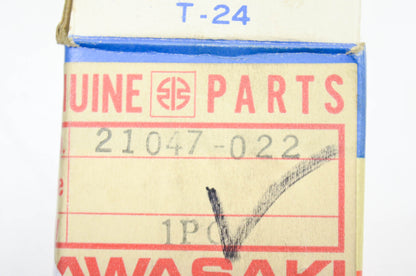 OEM Kawasaki 21047-022 Lighting Coil A NOS