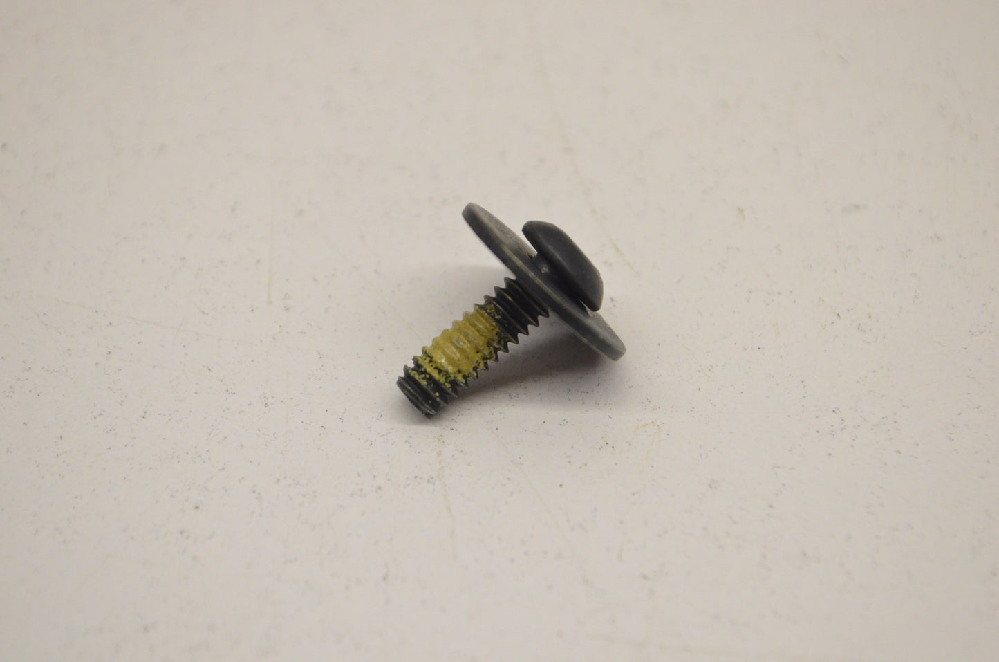 New OEM Polaris 7519359 Screw 10-24X.625 NOS