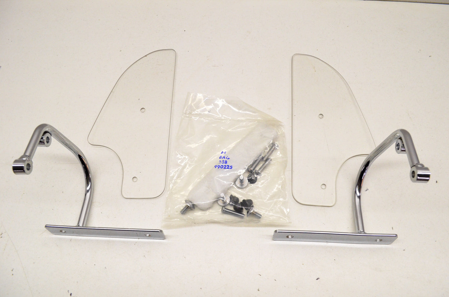 Vulcan Windshield Lowers Kit NOS