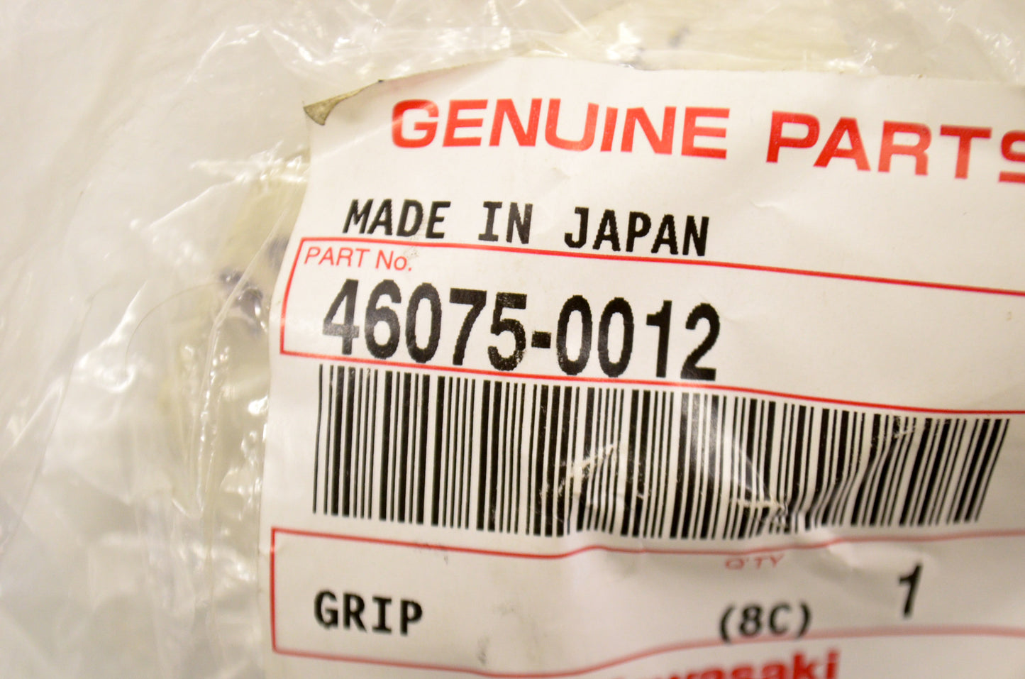 New OEM Kawasaki 46075-0012 Grip NOS