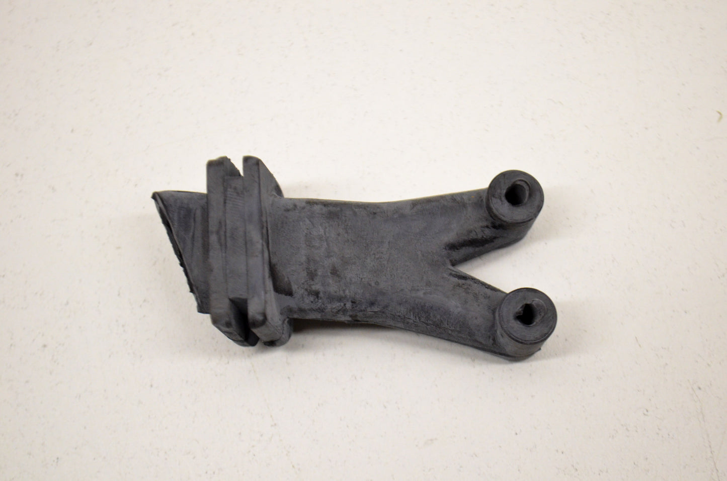 OEM Kawasaki 16136-004 Overflow Pipe Grommet NOS