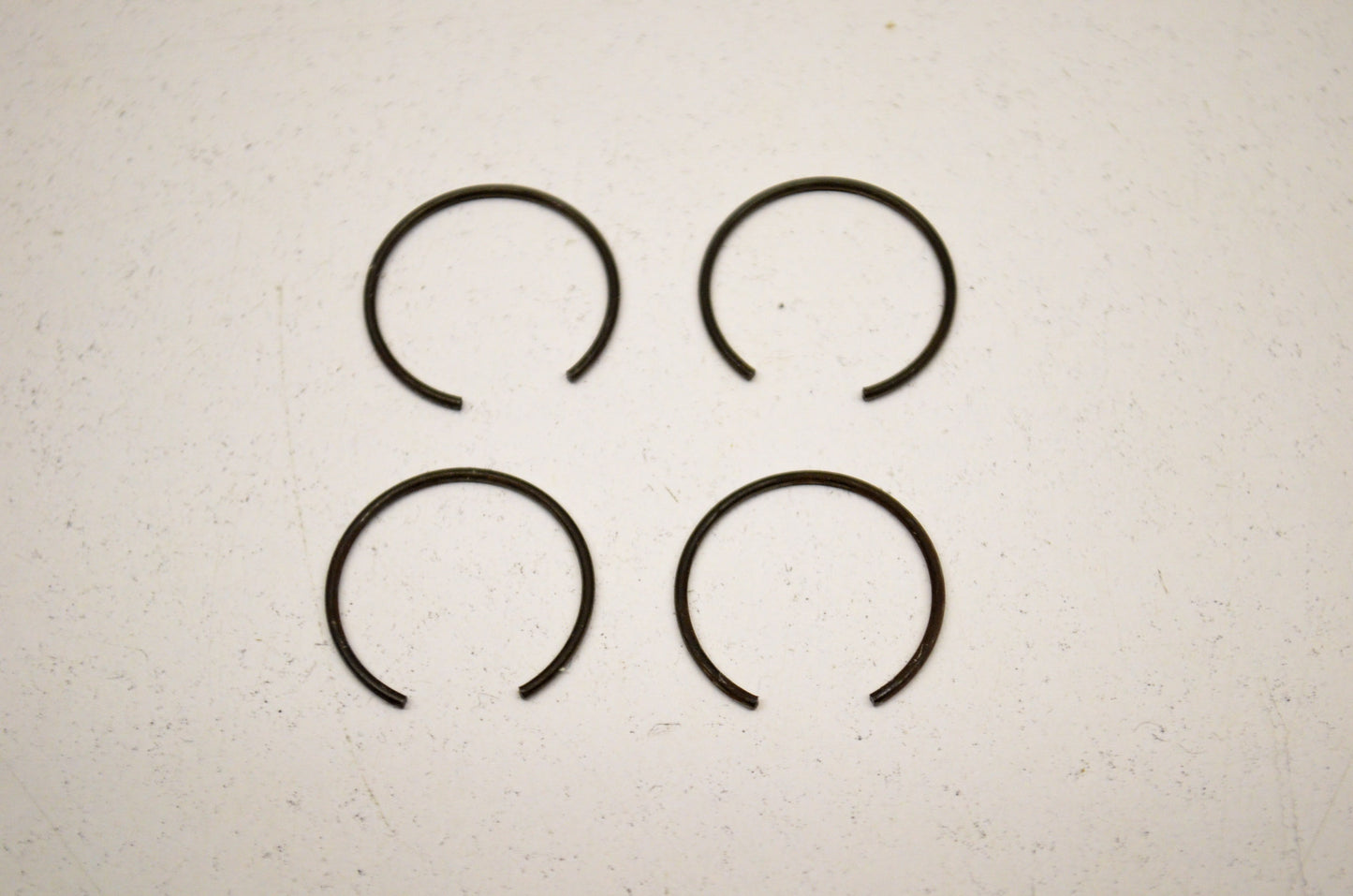 OEM Kawasaki 92036-021 Piston Pin Circlip Qty 4 NOS