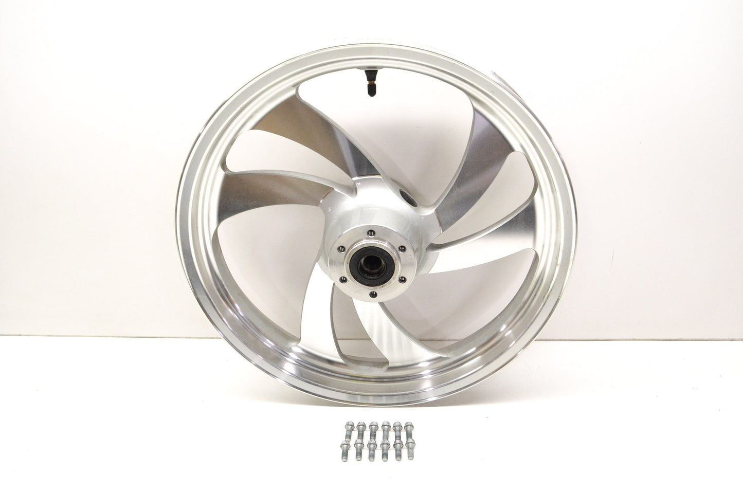 Victory Hammer Front Wheel 18x3