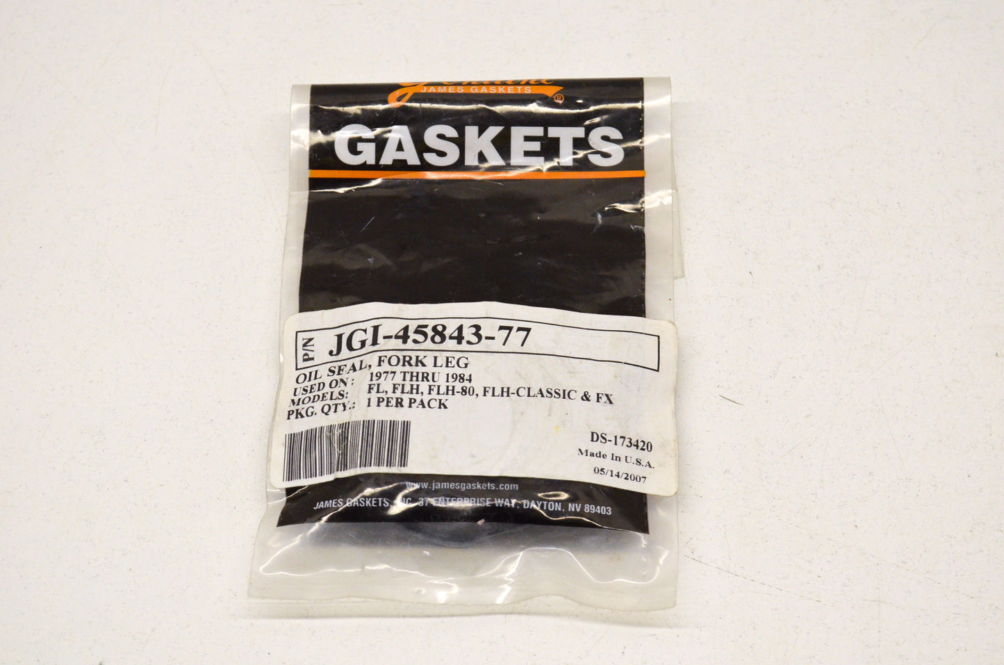James Gaskets JGI-45843-77, DS-173420 Fork Seal NOS
