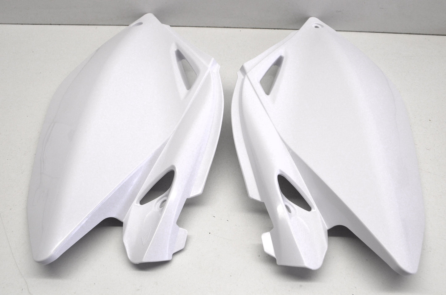Cycra 0520-0712 Side Panel White NOS