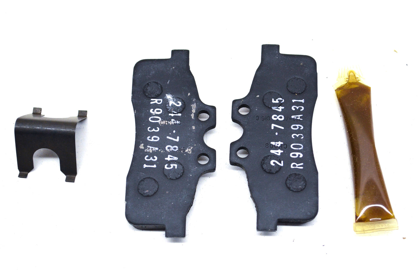 New Masters of Motion Brake Pads w/ Retainer NOS
