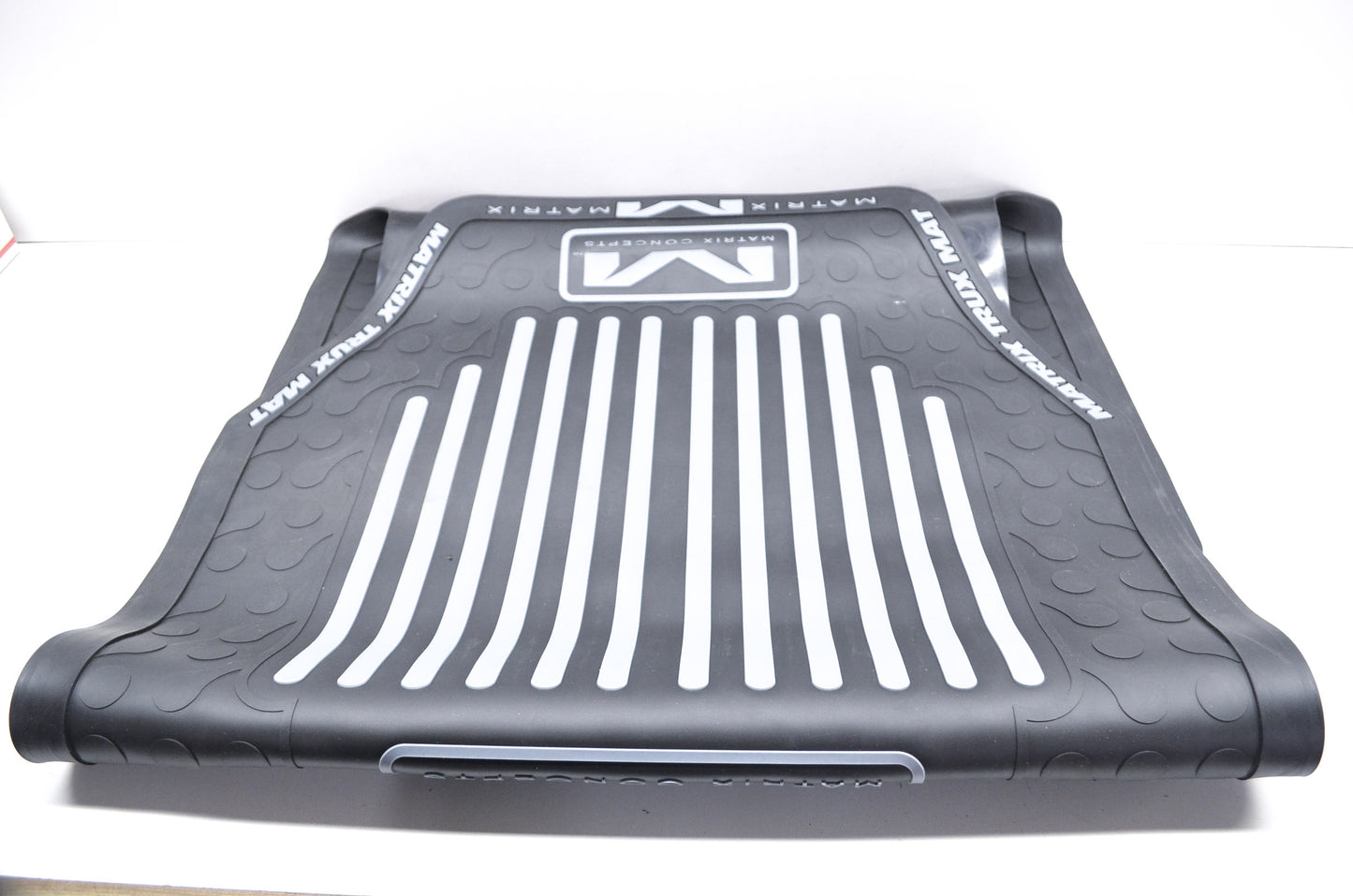 New Matrix Concepts M7 Trux Mat NOS