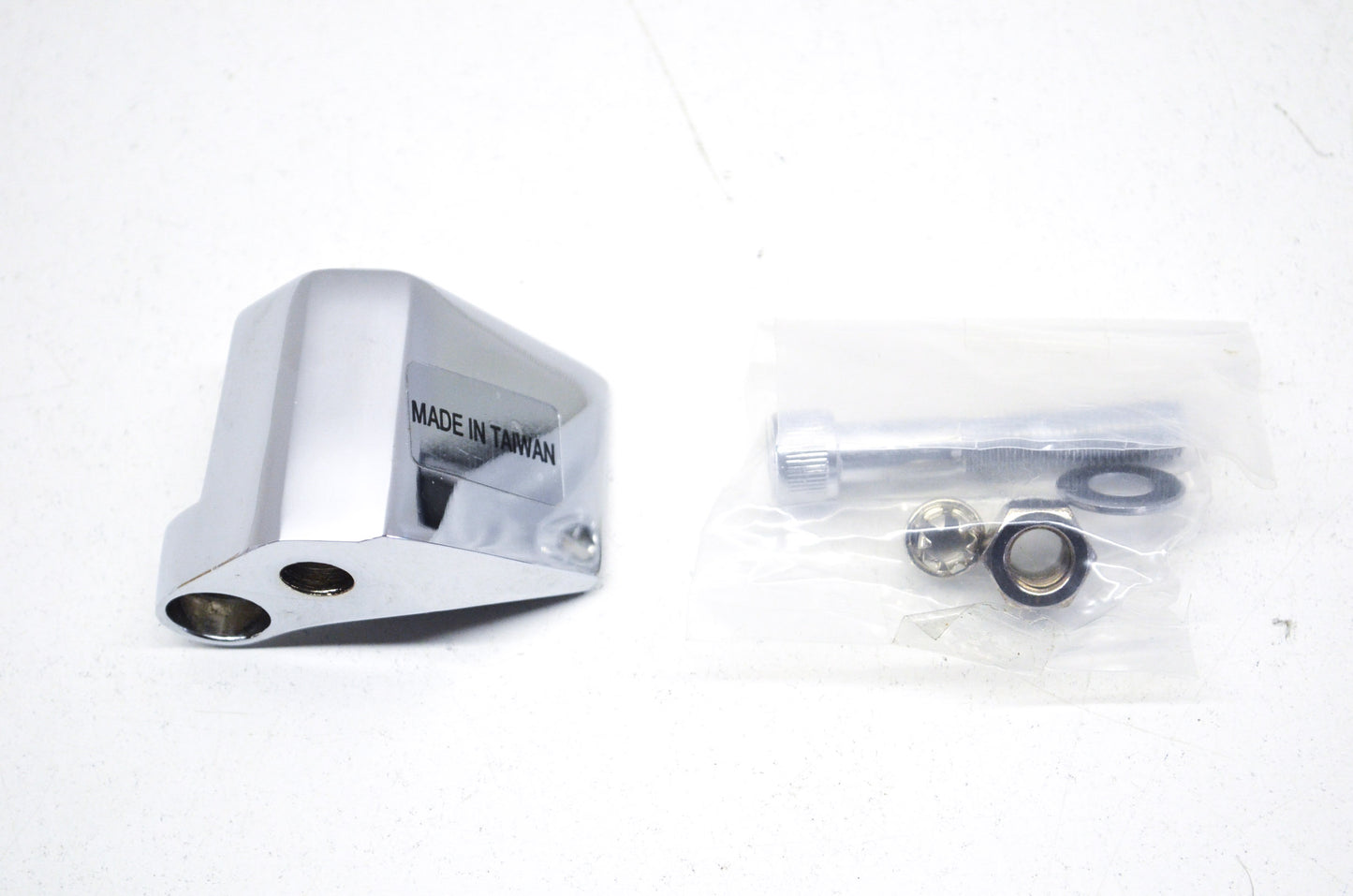 Custom Chrome 27443 Mirror Mounting Kit NOS