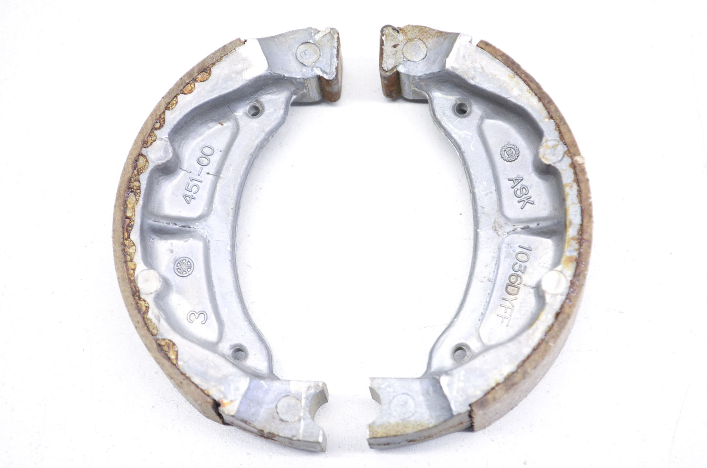 New OEM Yamaha Brake Shoe Kit NOS