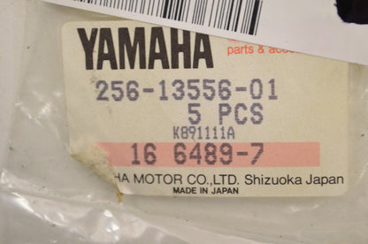 OEM Yamaha 256-13556-01-00 Manifold Gasket NOS