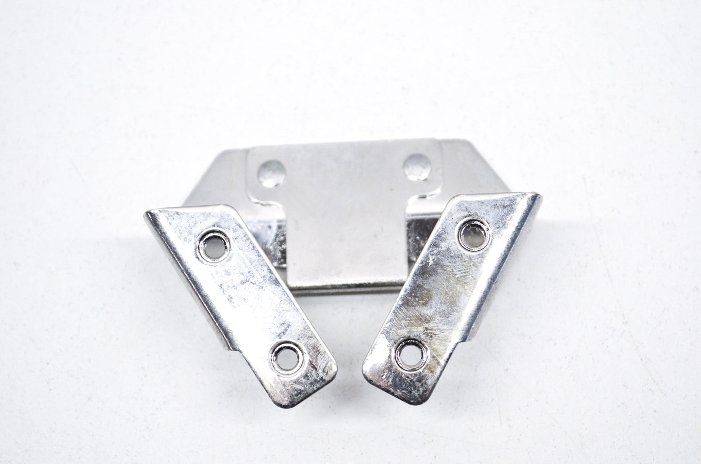 OEM Harley-Davidson 90958-93 Saddlebag Mount Bracket NOS