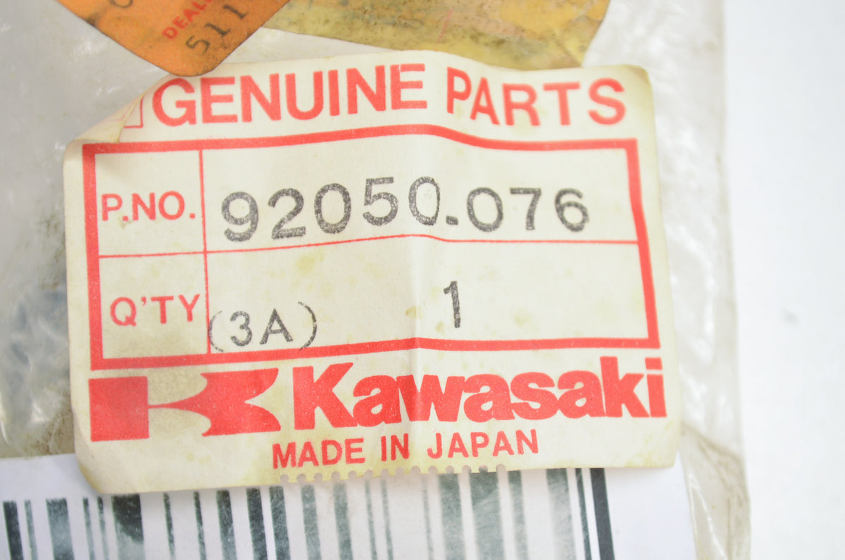 OEM Kawasaki 92050-076 Oil Seal NOS