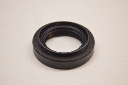 OEM Kawasaki 92049-1260 Oil Seal SDD4 28 44 8 NOS