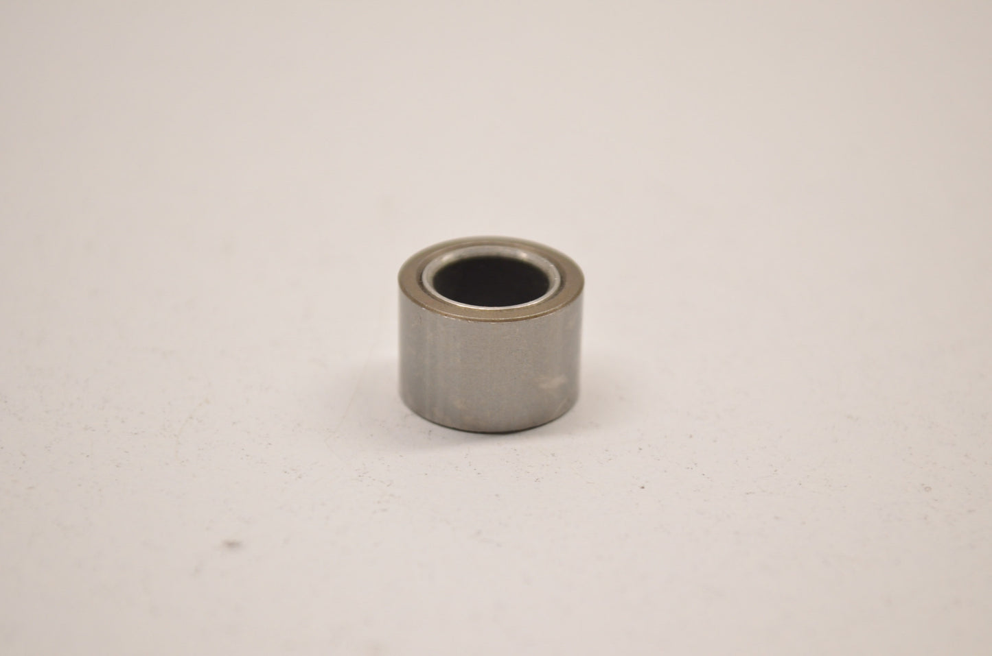 OEM Kawasaki 92122-1202 Roller NOS