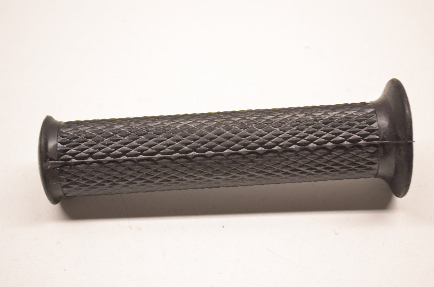 OEM Kawasaki 46075-007 Left Hand Rubber Grip NOS
