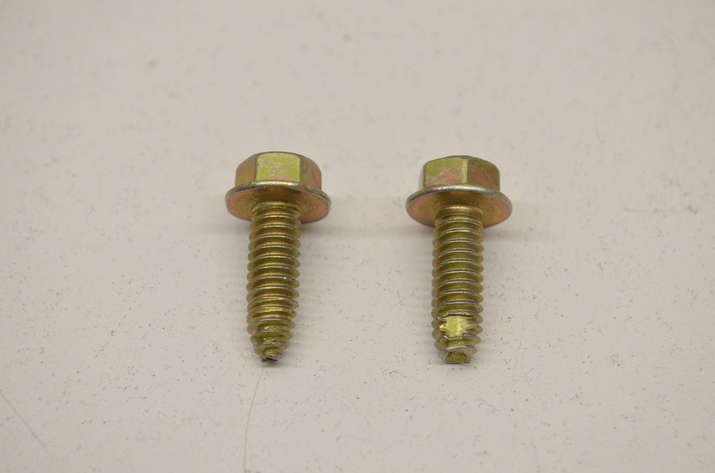OEM Polaris 7512232 Bolt Qty 2 NOS