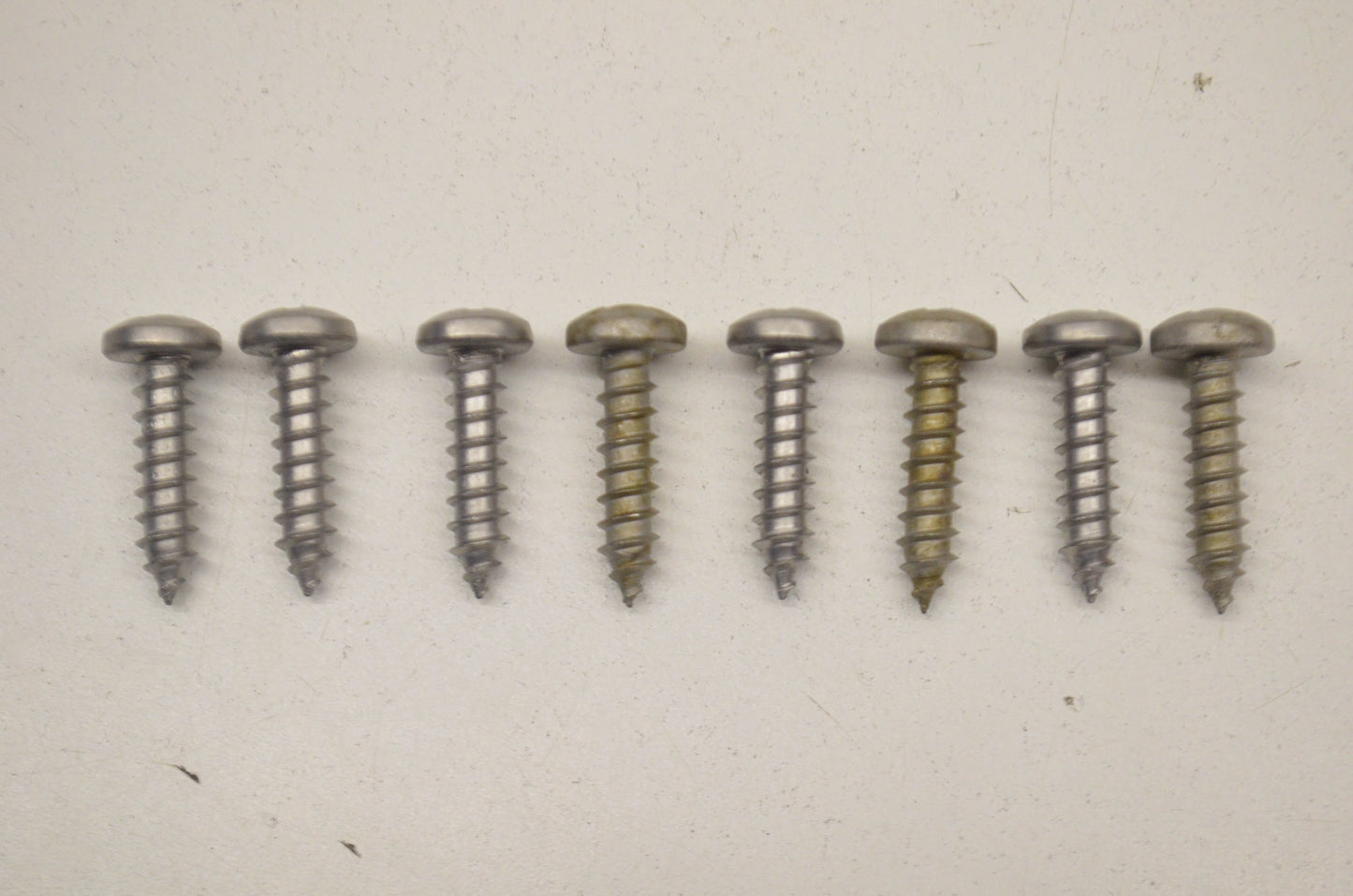 OEM Polaris 7517551 Screw Qty 8 NOS