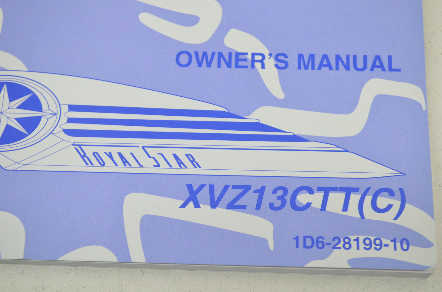OEM Yamaha LIT-11626-18-02 XVZ13CTT(C) Owner's Manual NOS