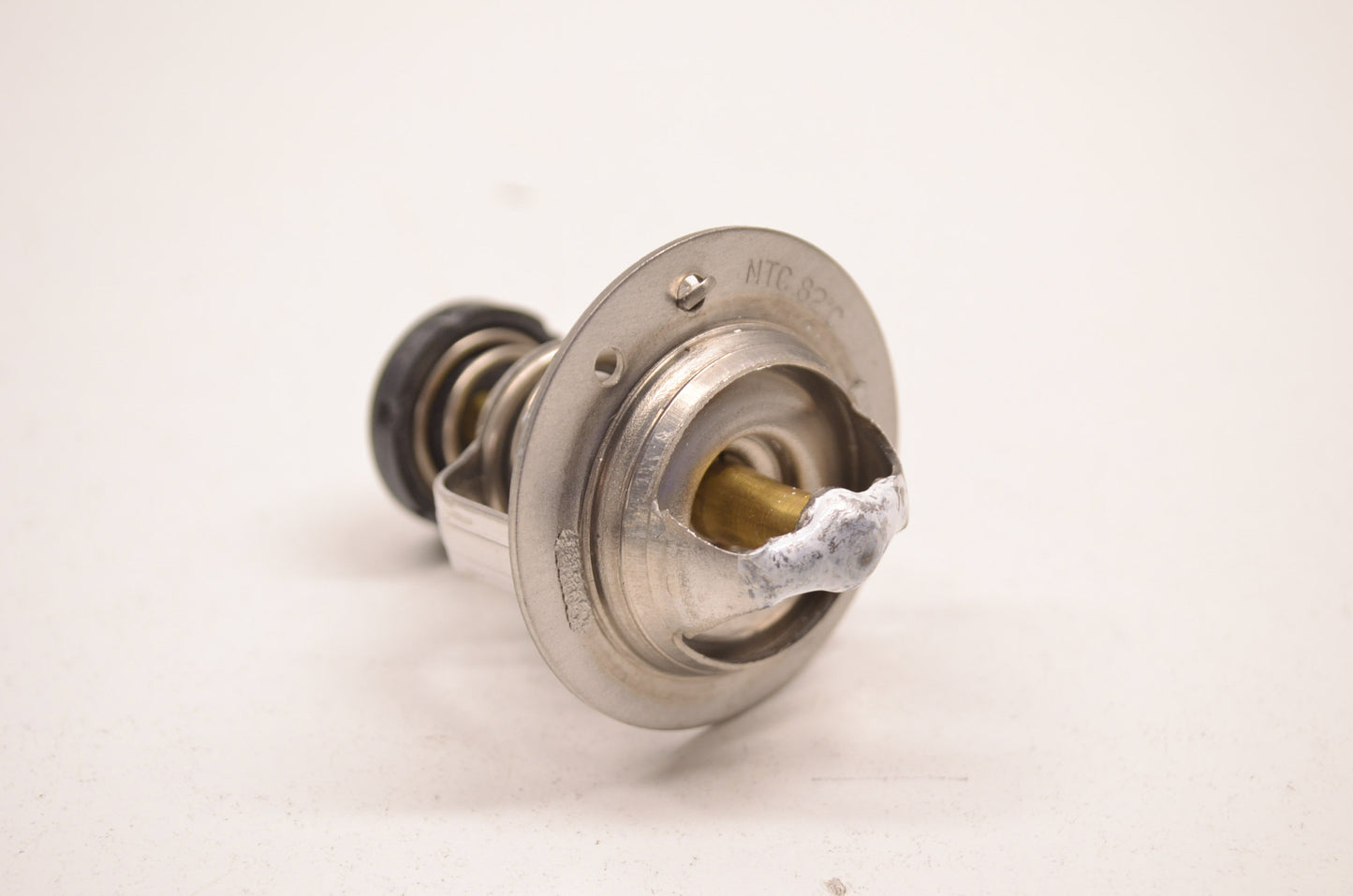 OEM Kawasaki 49054-1068 Thermostat NOS