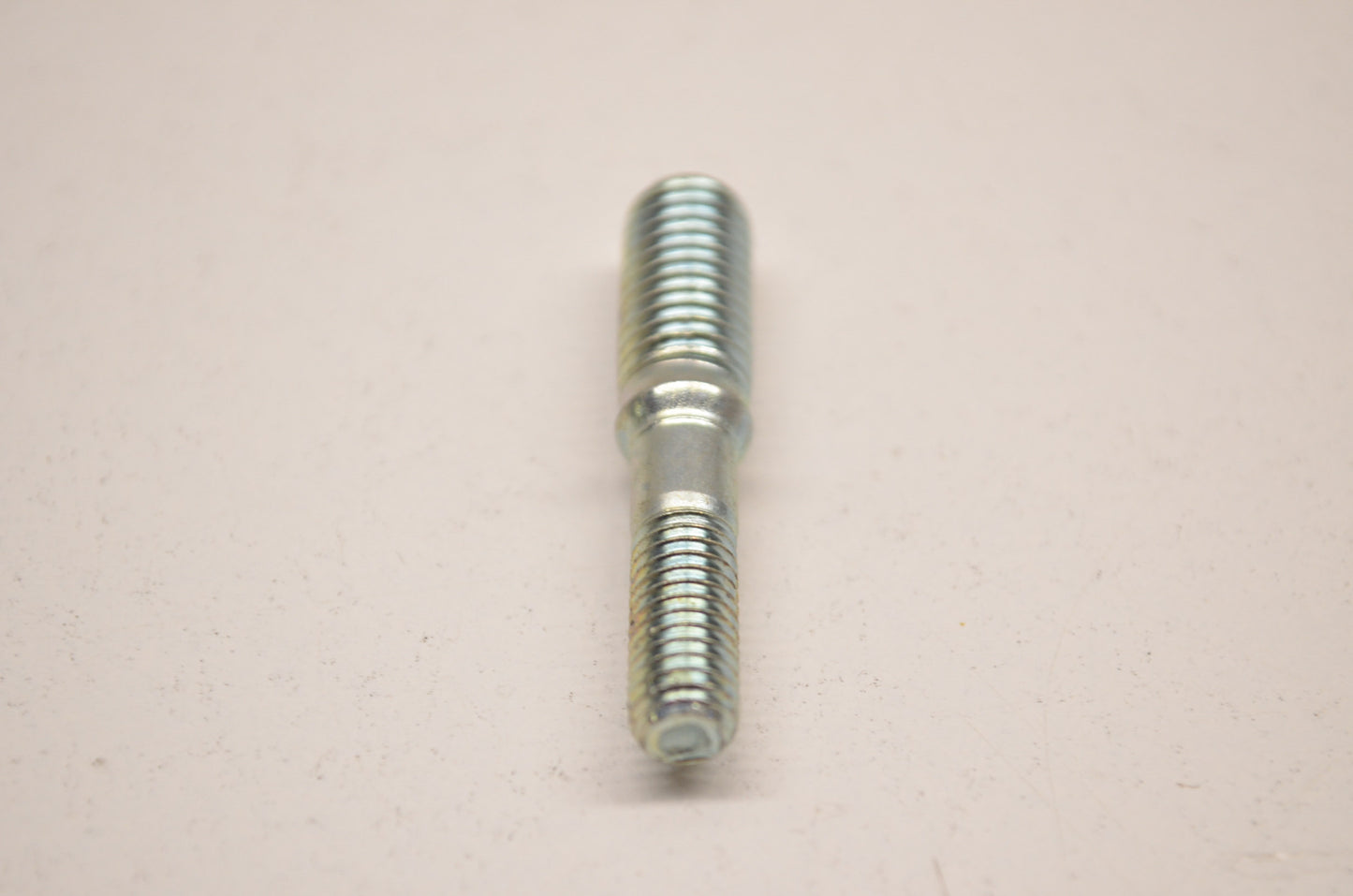 New OEM Kawasaki 92004-029 Stud NOS
