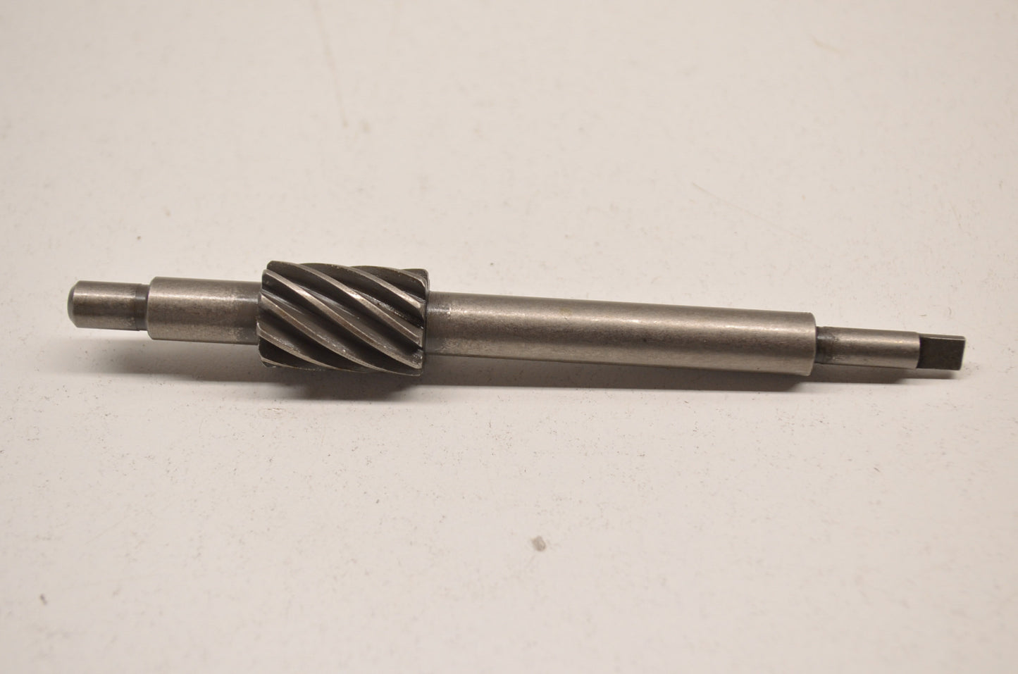 New OEM Kawasaki Meter Screw Gear NOS