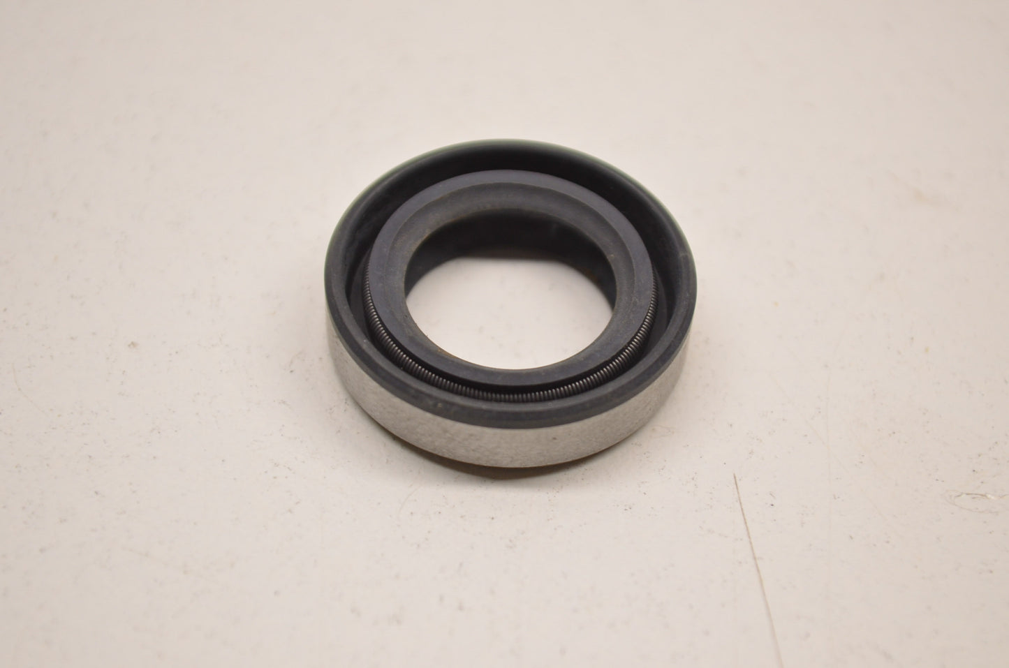 OEM Kawasaki 92051-003 Oil Seal TB16267 NOS