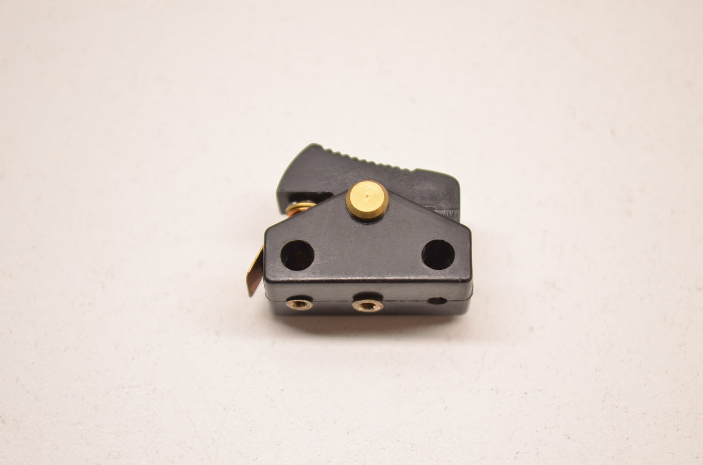 New OEM Kawasaki 46028-006 Horn Push Button NOS