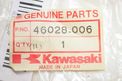 New OEM Kawasaki 46028-006 Horn Push Button NOS