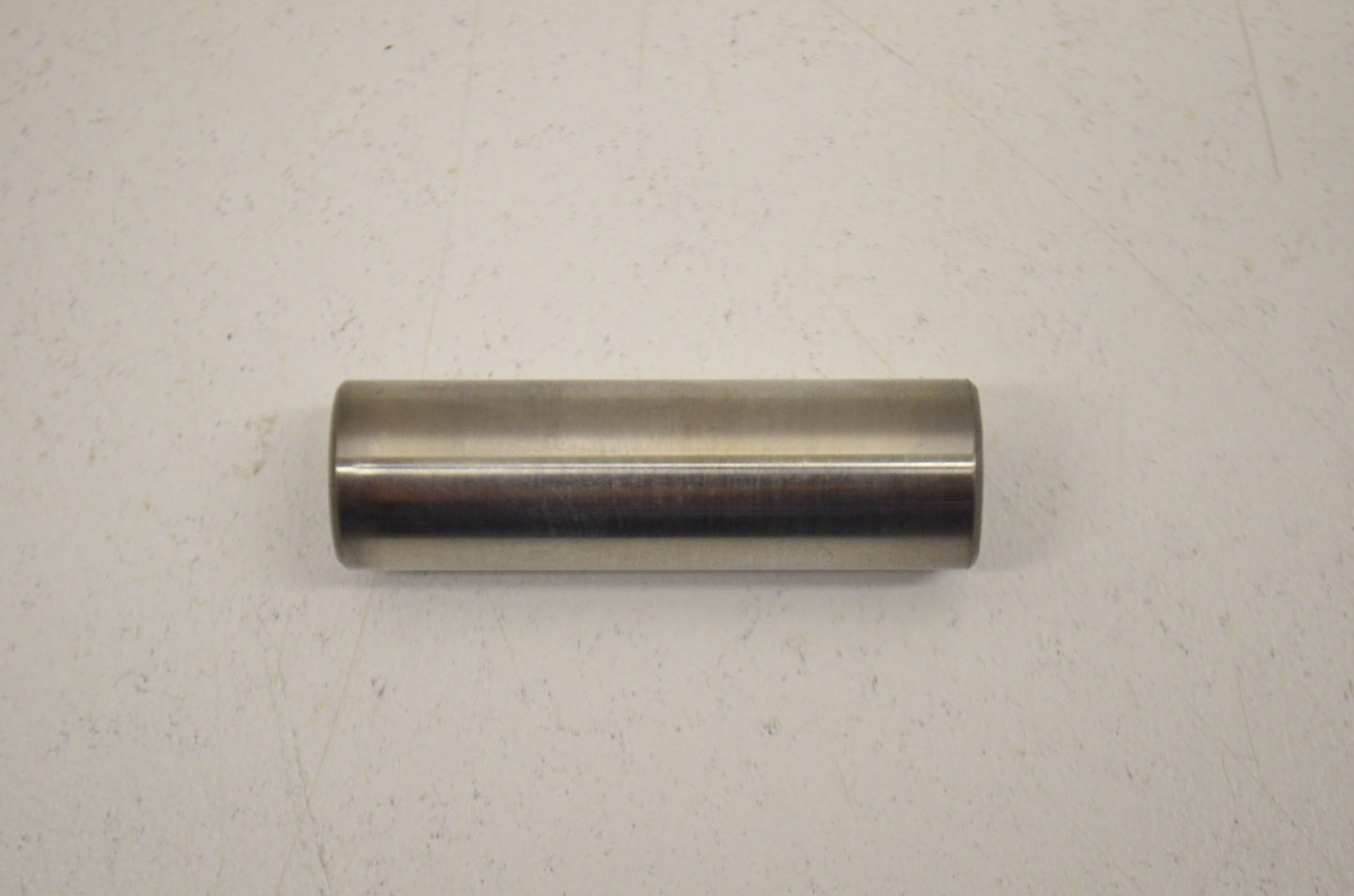 New OEM Yamaha 527-11633-00-00 Piston Pin NOS