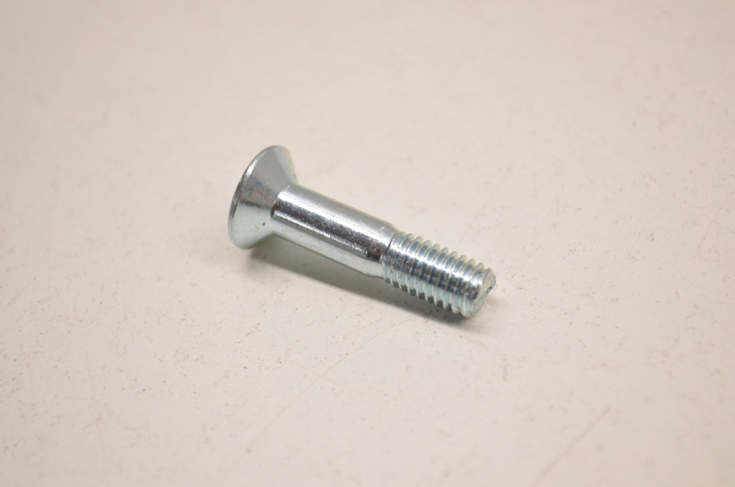 OEM Kawasaki 92009-1607 Screw 6X27 NOS