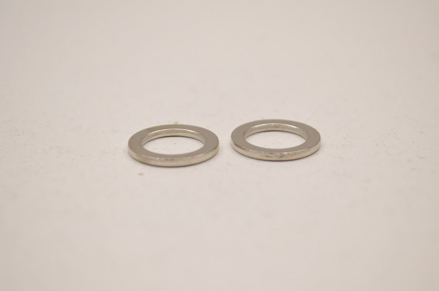 OEM Kawasaki 43067-001 Seal Washer 10.1X14.5 Qty 2 NOS