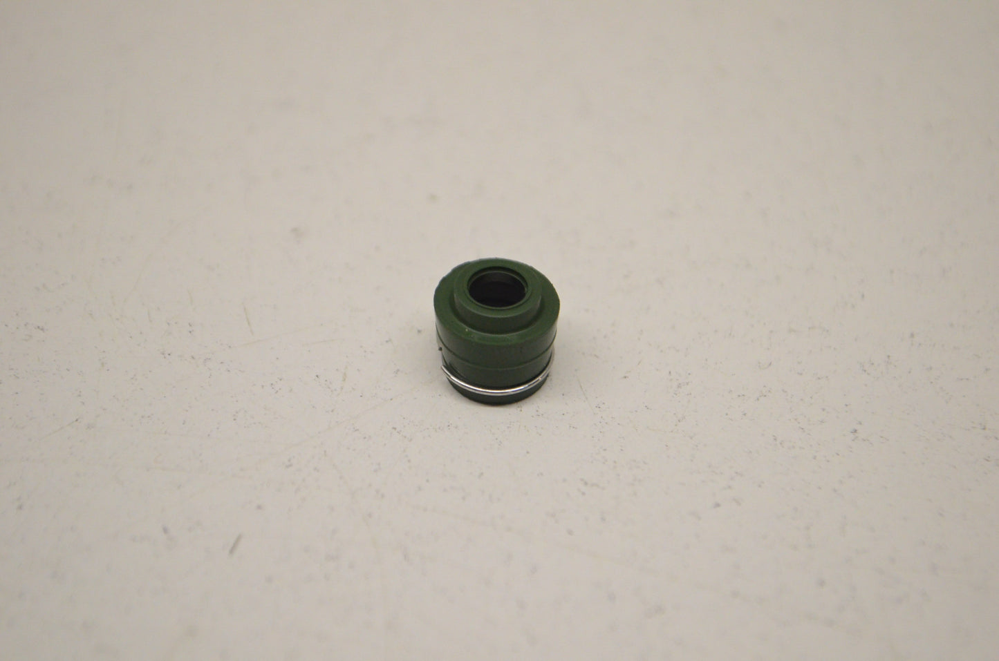 OEM Yamaha 33M-12119-00-00 Valve Stem Seal