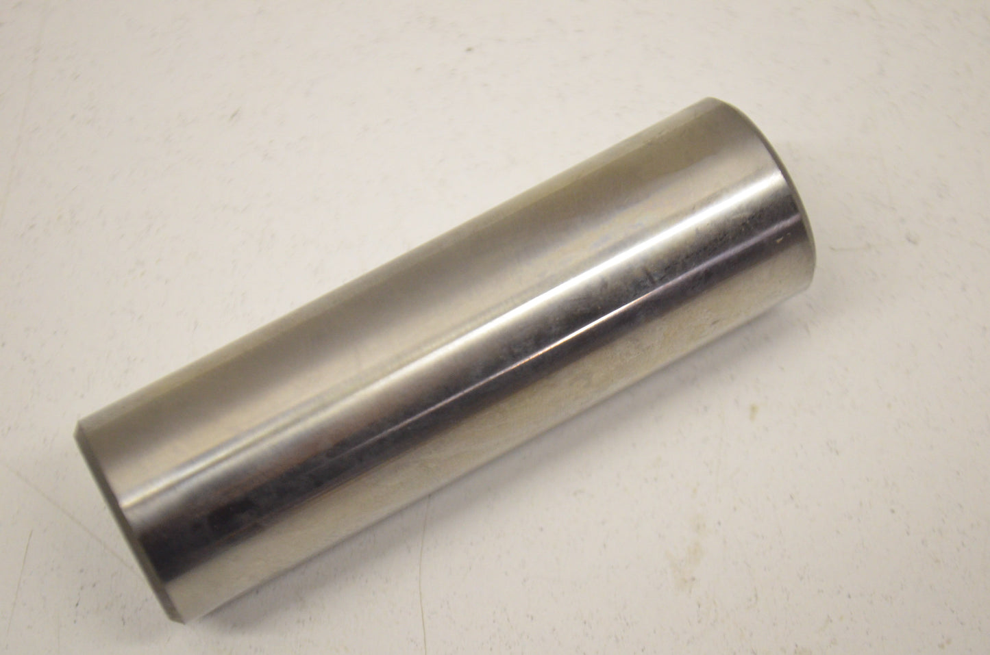 OEM Yamaha 5A8-11633-00-00 Piston Pin NOS