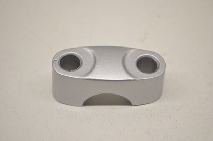 OEM Yamaha 3SP-23441-00-00 Handle Upper Holder NOS