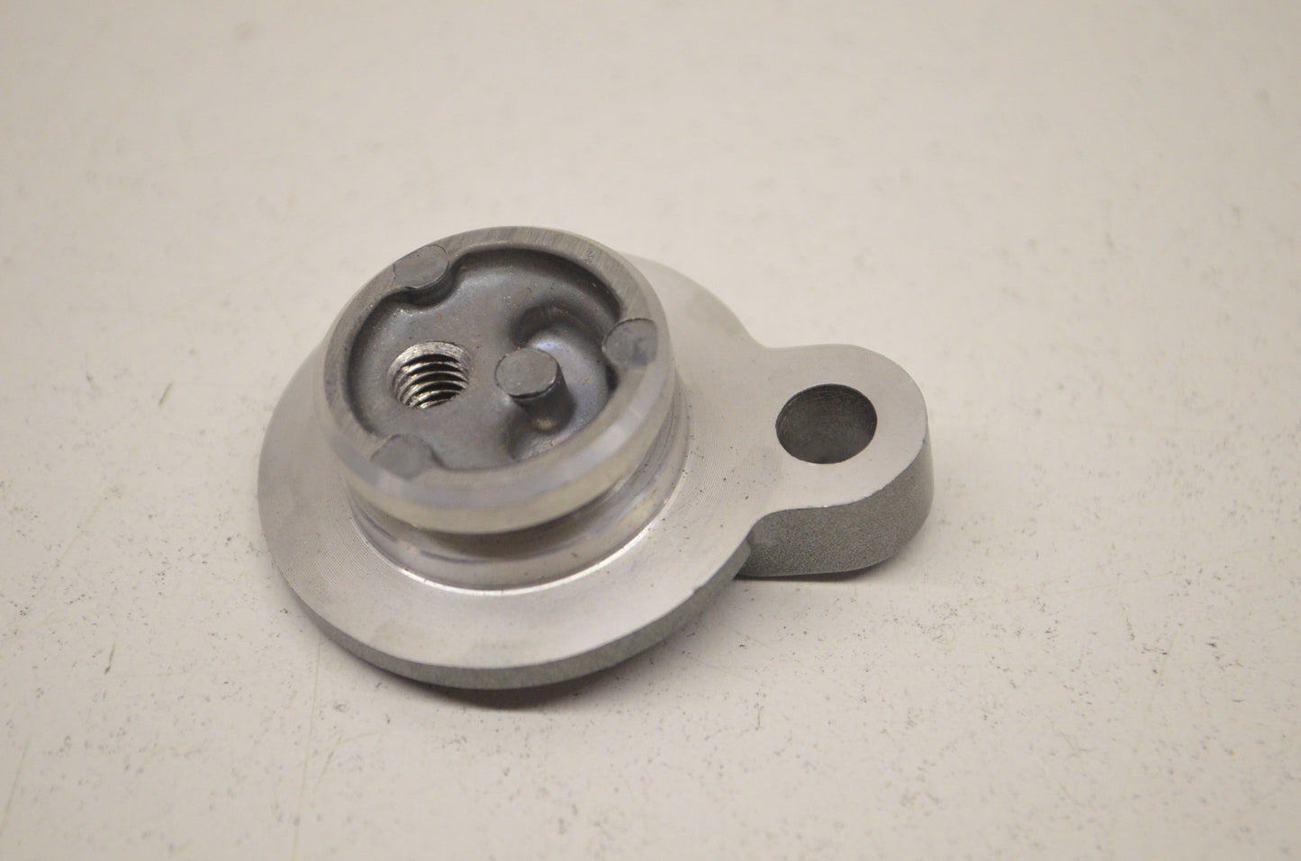 New OEM Yamaha 34K-12215-03-00 Tensioner Case Cap NOS
