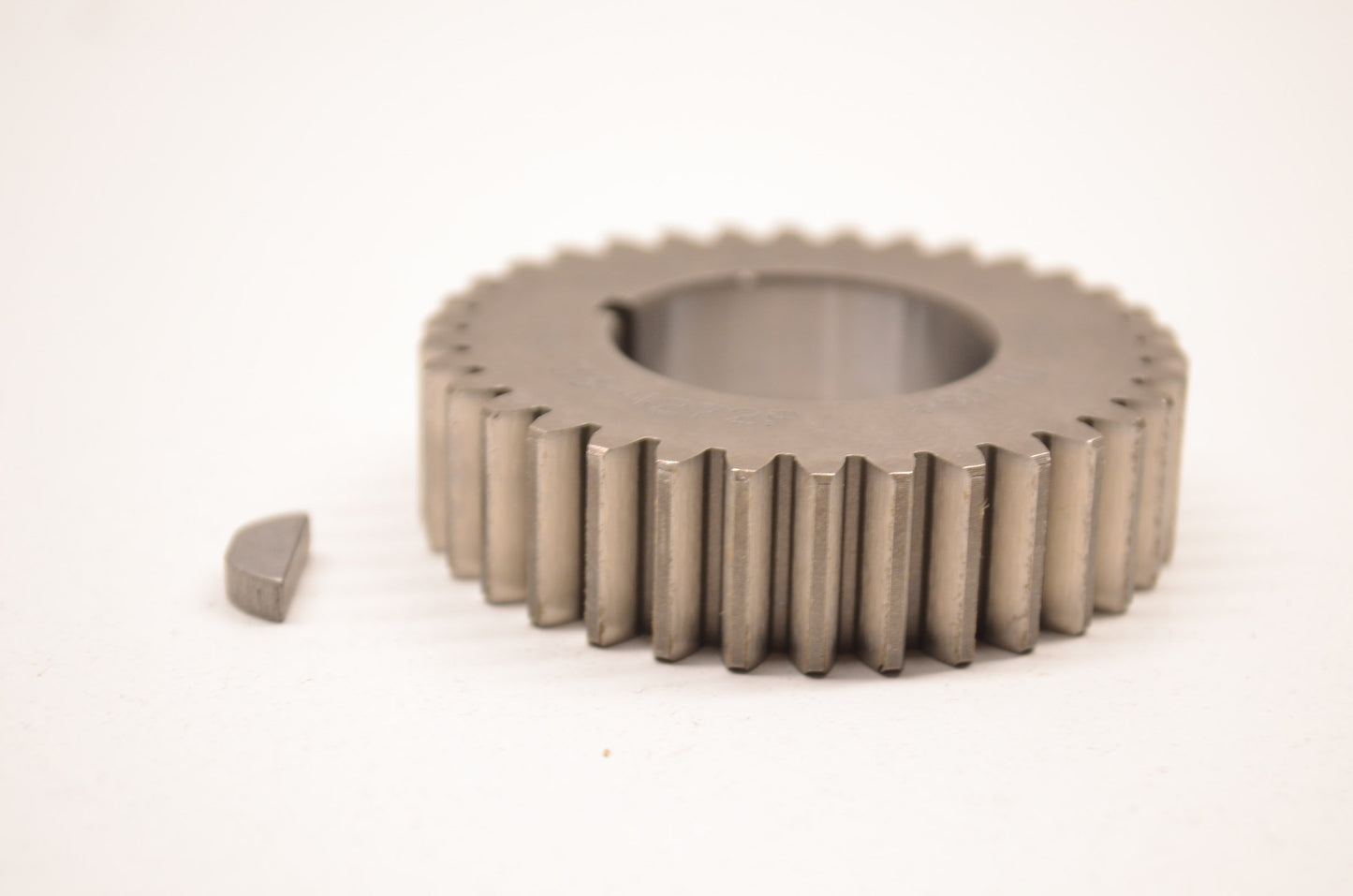 Front Inner Cam Gear 34T 99-06 Big Twin, except 06 Dyna NOS
