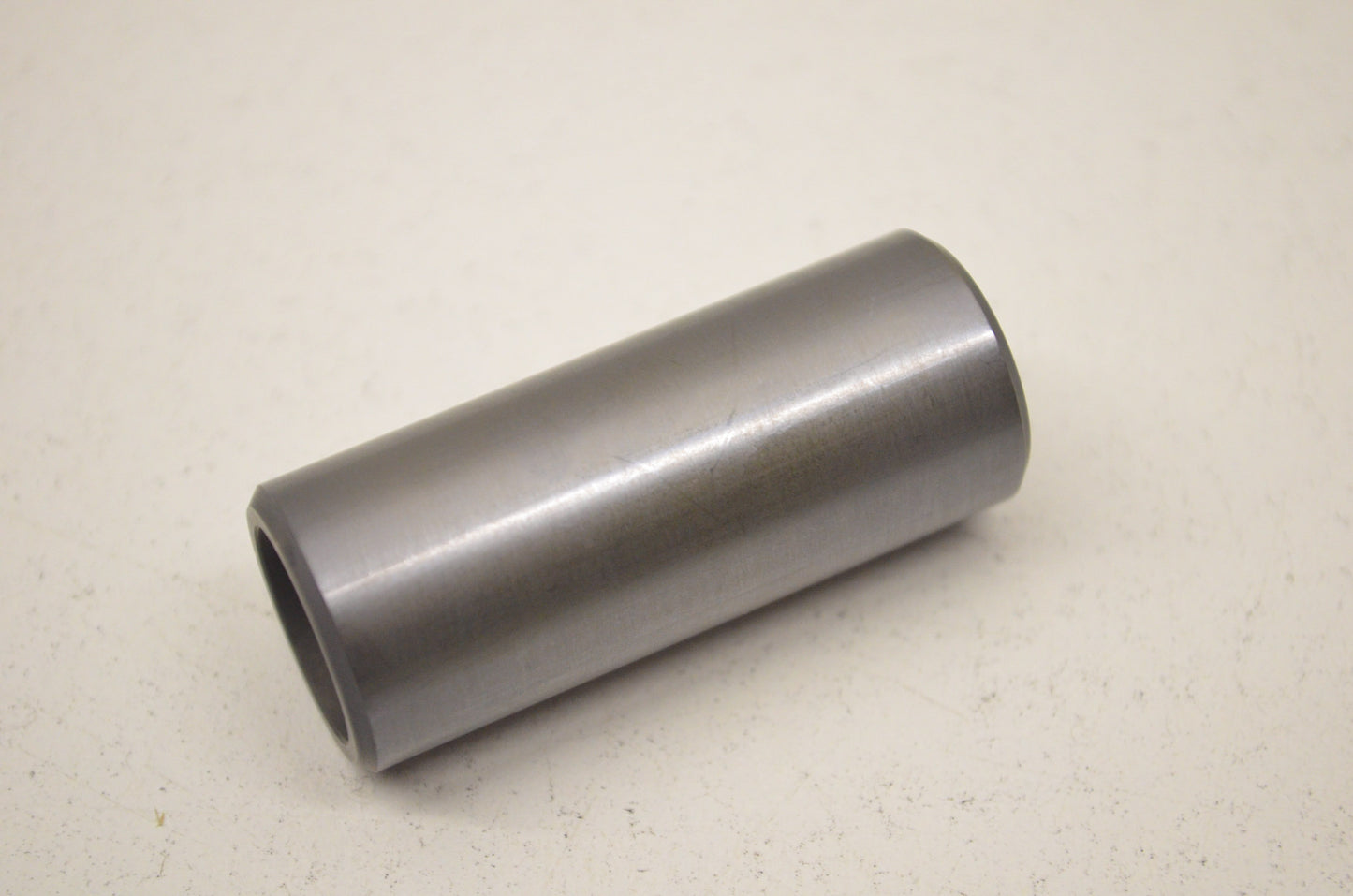 OEM Yamaha 5TG-11633-10-00 Piston Pin NOS