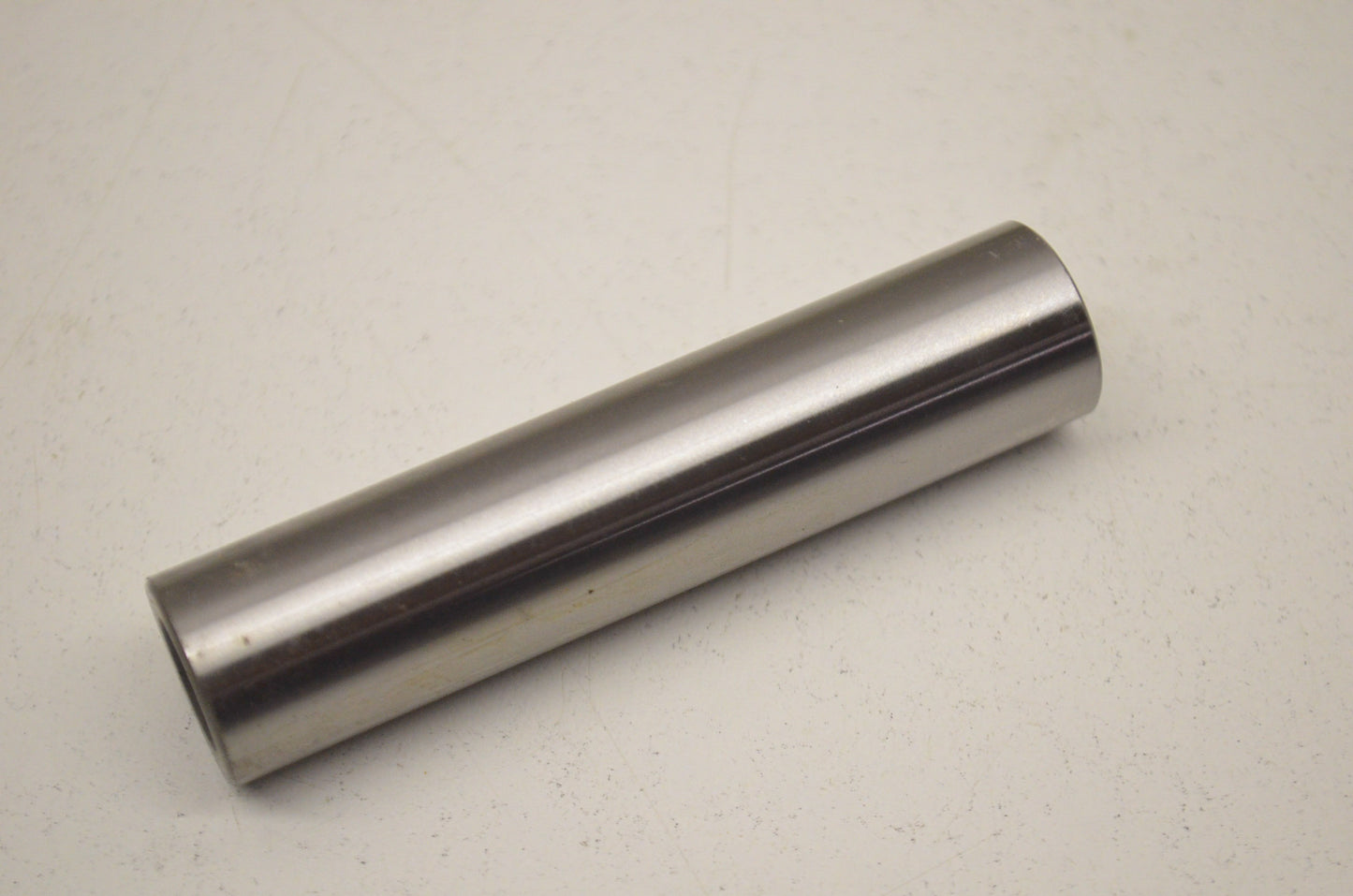New OEM Yamaha 5KM-23448-00-00 Spacer NOS