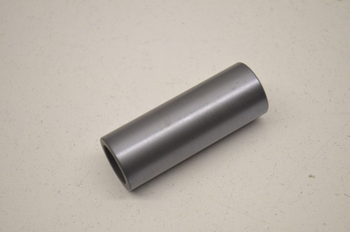 New OEM Yamaha 5TA-11633-00-00 Piston Pin NOS