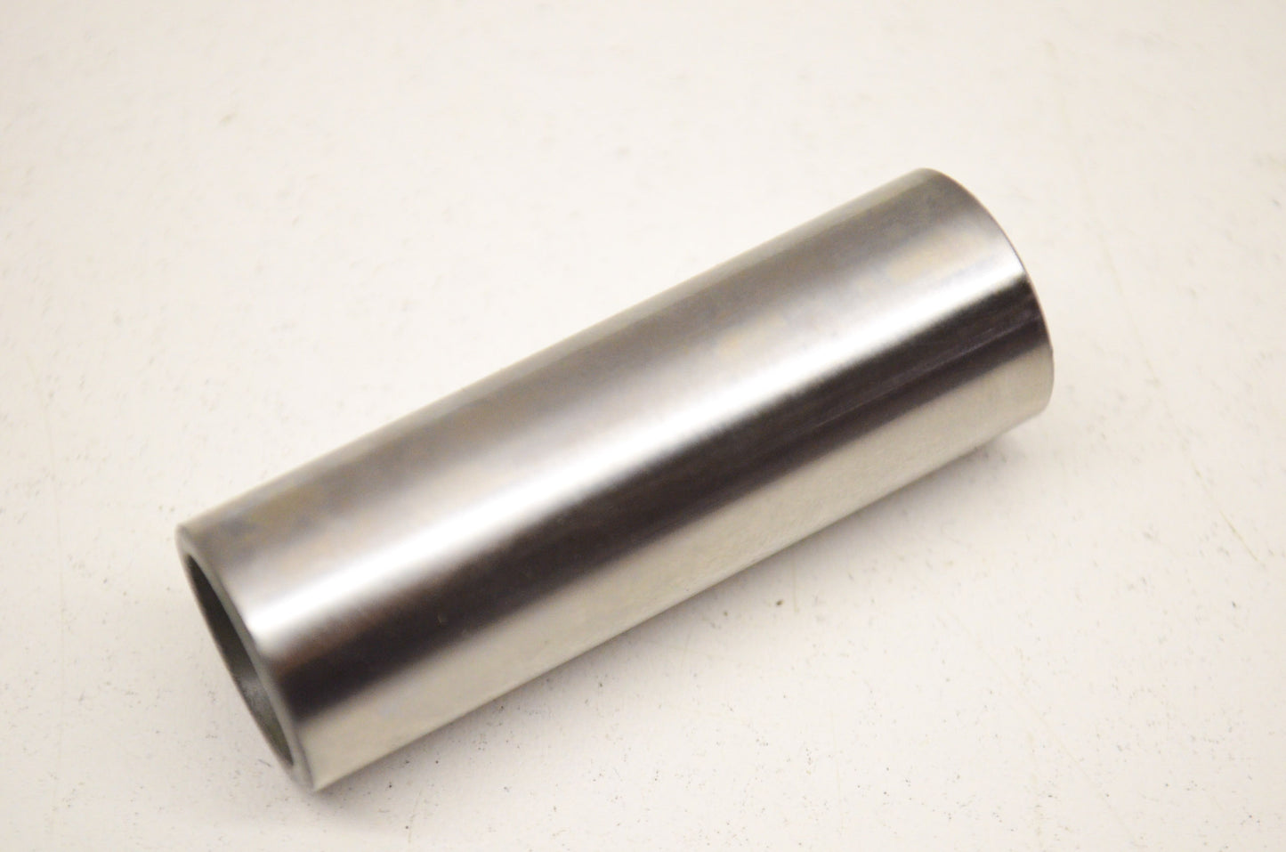 OEM Yamaha 5UP-11633-00-00 Piston Pin NOS