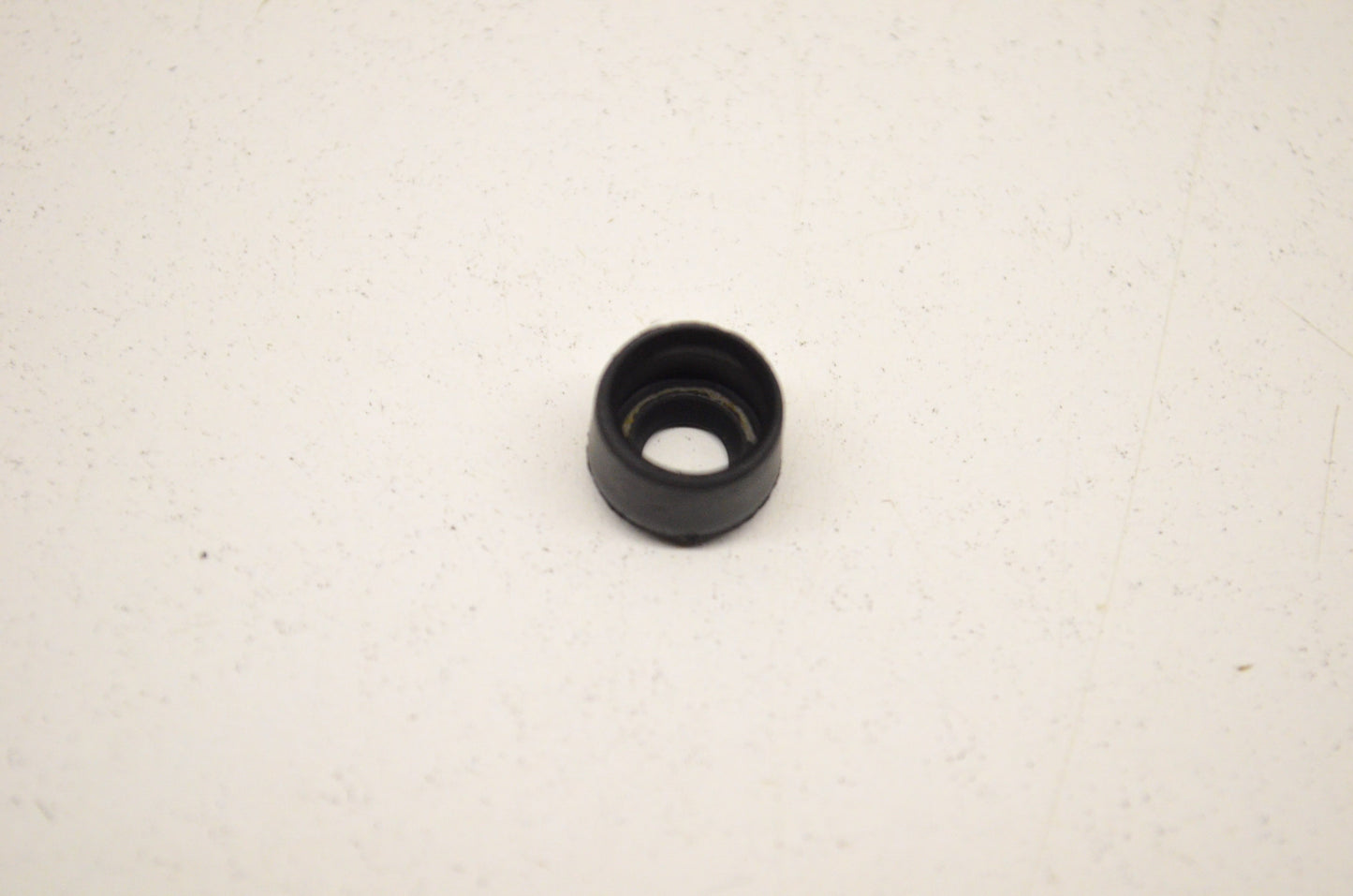 New OEM Yamaha 4KM-12119-00-00 Valve Stem Seal NOS