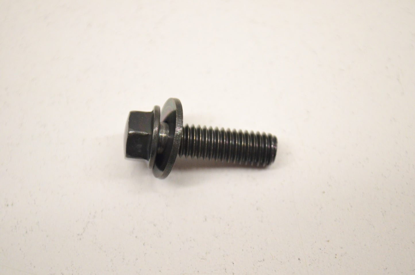 OEM Yamaha 90119-06225-00 Bolt w/ Hole NOS