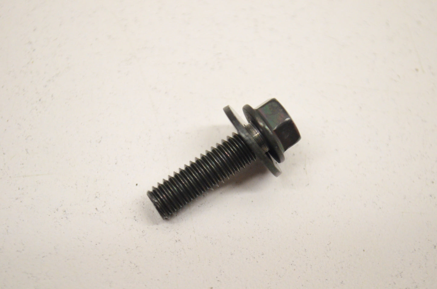 OEM Yamaha 90119-06225-00 Bolt w/ Hole NOS