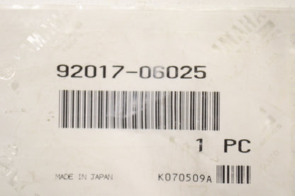 OEM Yamaha 92017-06025-00 Button Bolt NOS