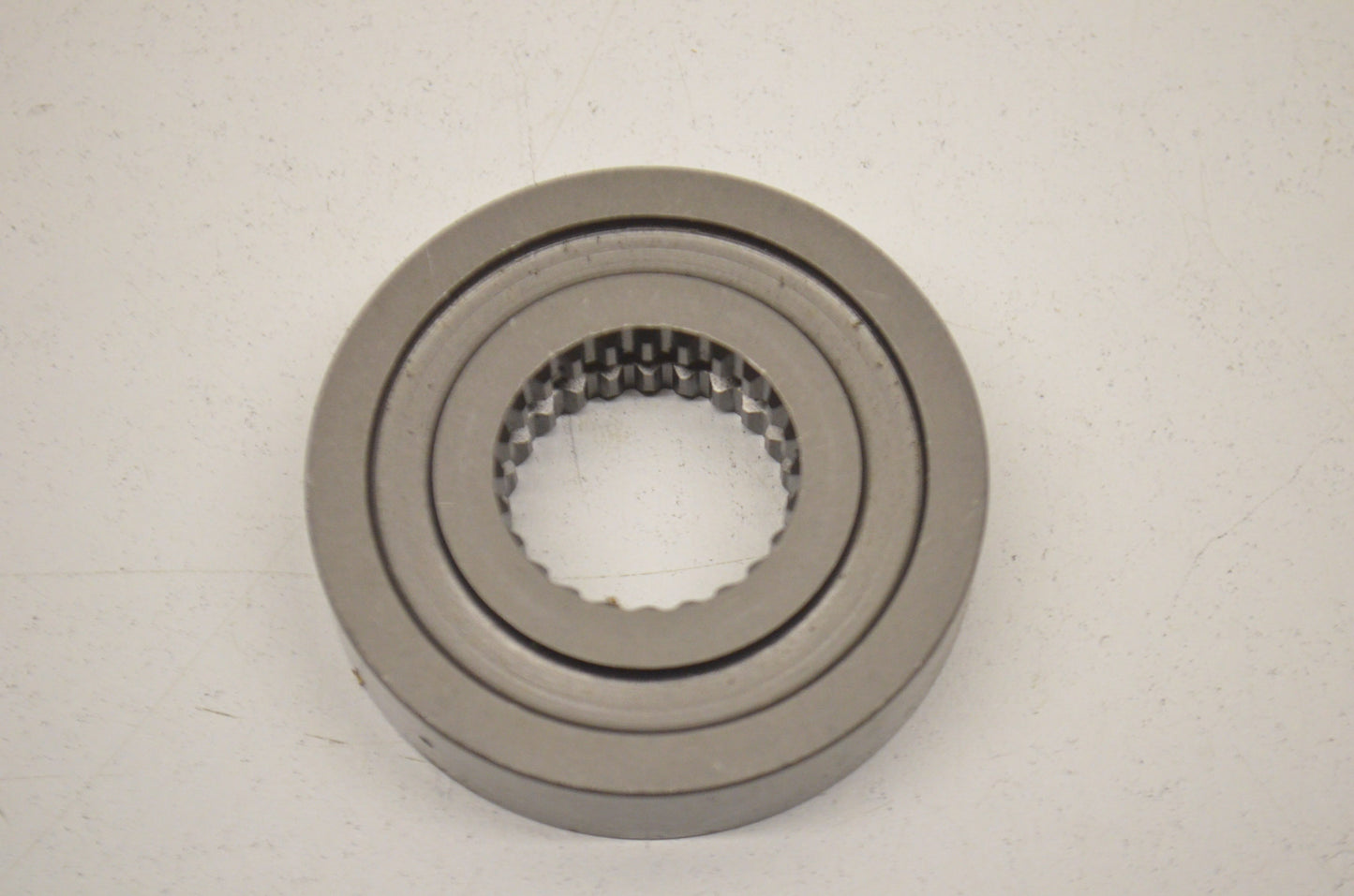 New OEM Yamaha Bearing Retainer NOS