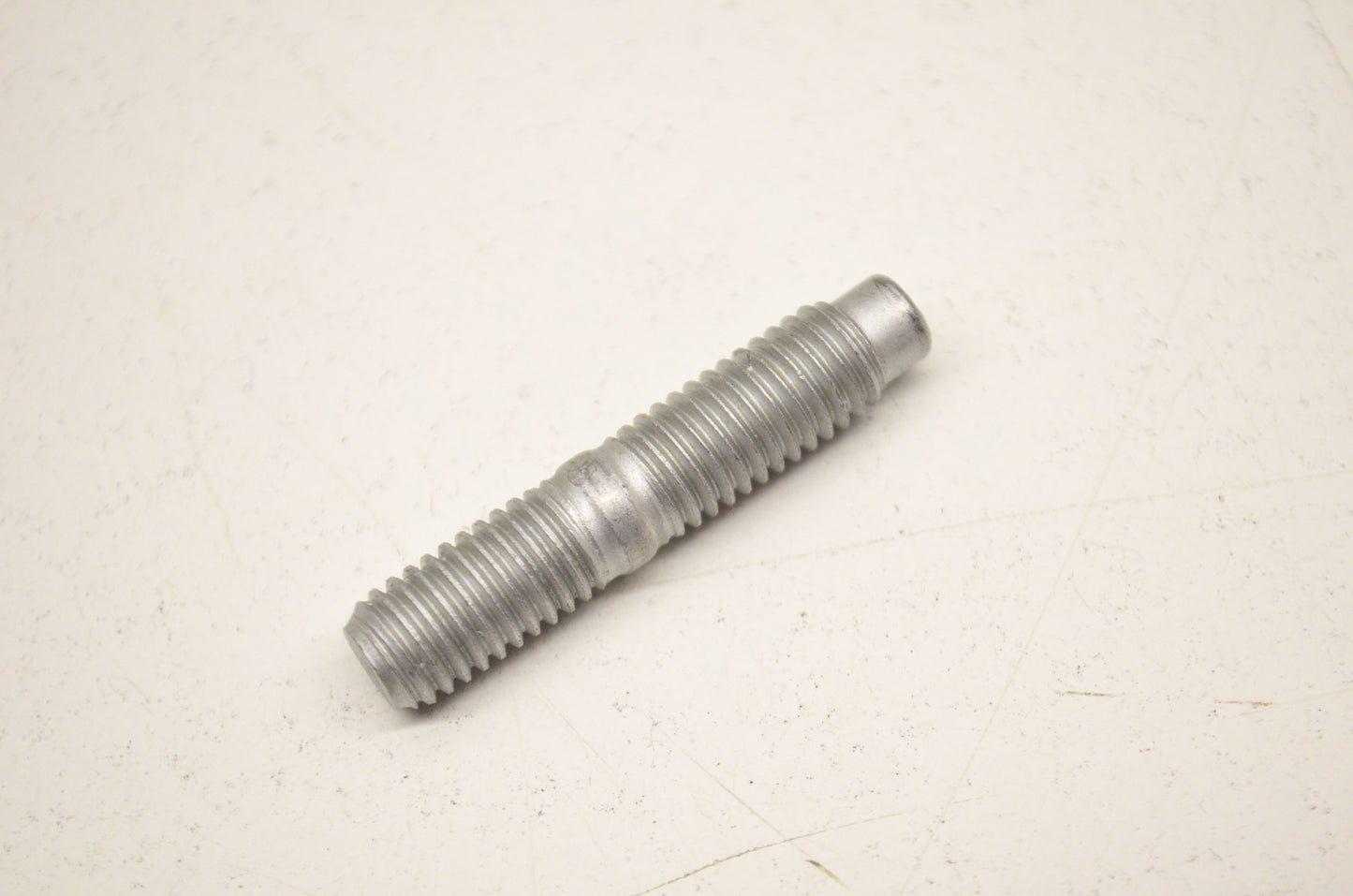 OEM Yamaha 90116-08018-00 Stud Bolt NOS