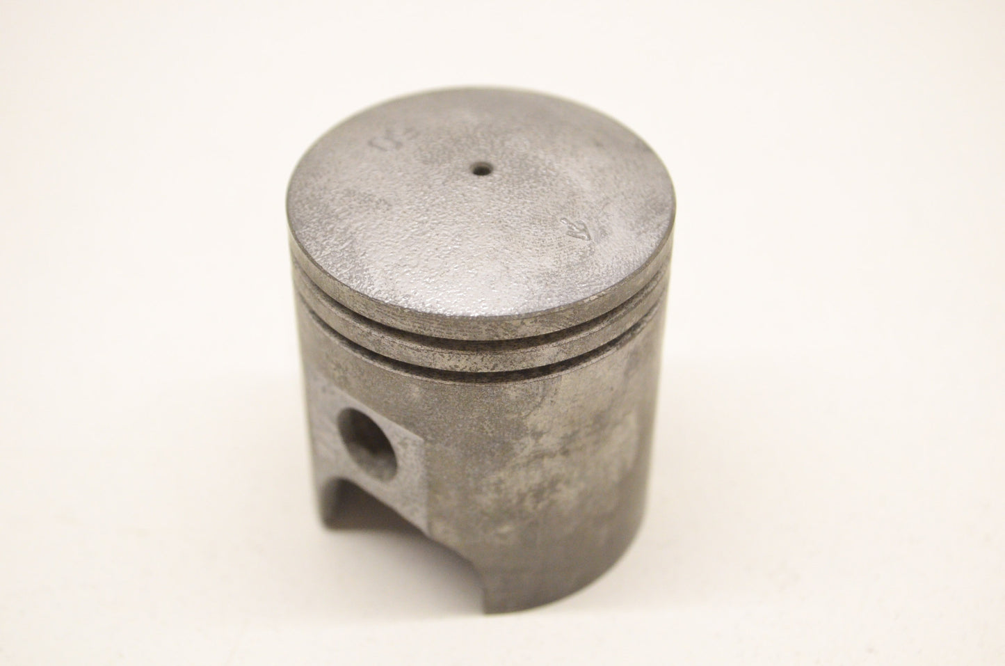 OEM Yamaha 36R-11636-00-00 Piston 2 O/S 0.50 NOS