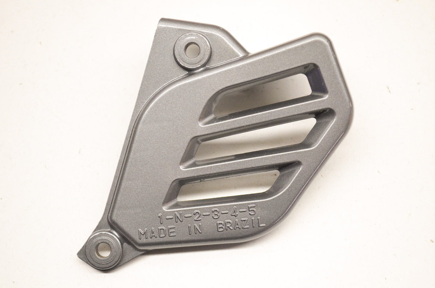 OEM Yamaha 1B2-E5418-00-WN Chain Case Cover NOS