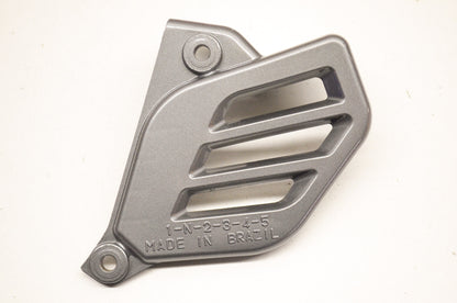 OEM Yamaha 1B2-E5418-00-WN Chain Case Cover NOS