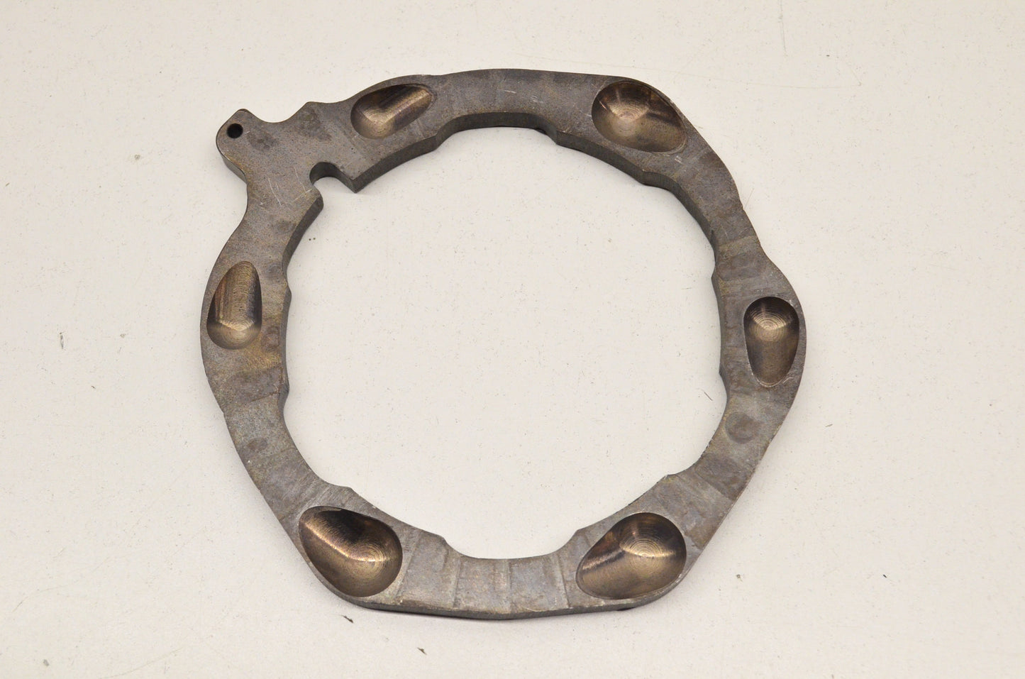 New OEM Yamaha 4S1-F5689-01-00 Guide Plate NOS
